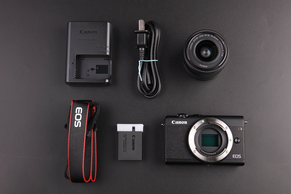 Canon EOS M200 Review